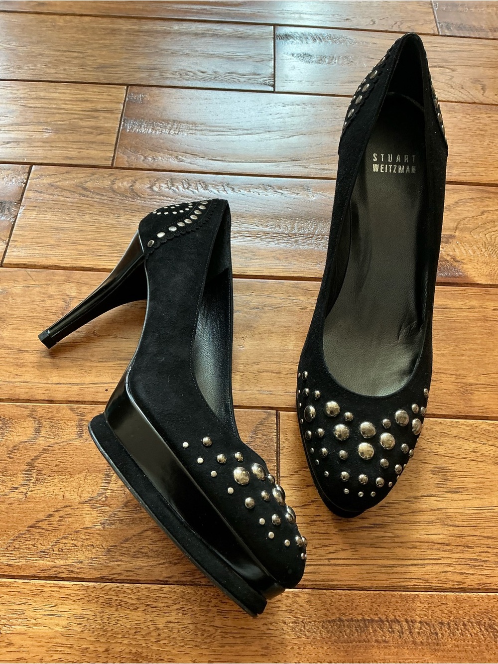 STUART WEITZMAN Suede Studded Heels Sz 7